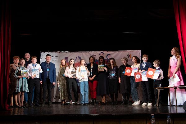 Молодые голоса оживляют классику: результаты регионального этапа Всероссийского конкурса юных чтецов «Живая классика